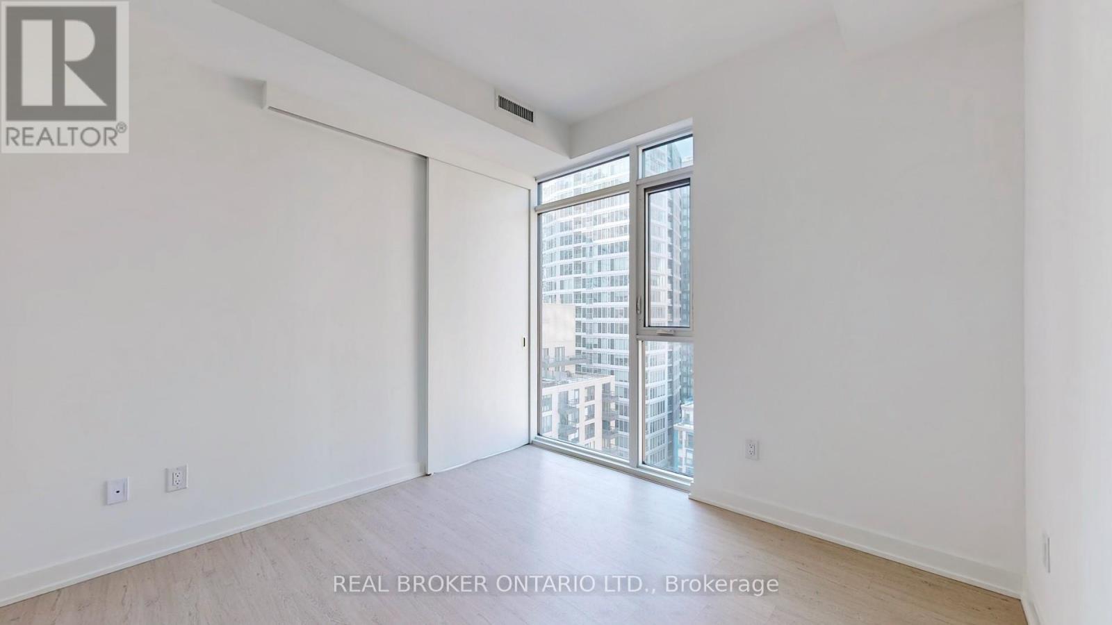 1505 - 65 Mutual Street, Toronto, ON - Indoor Photo Showing Other Room