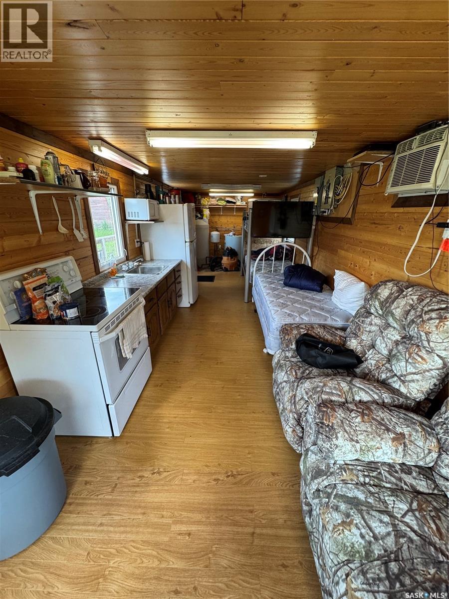 3 Quarters With Yard Site Near Endeavour, Endeavour, SK