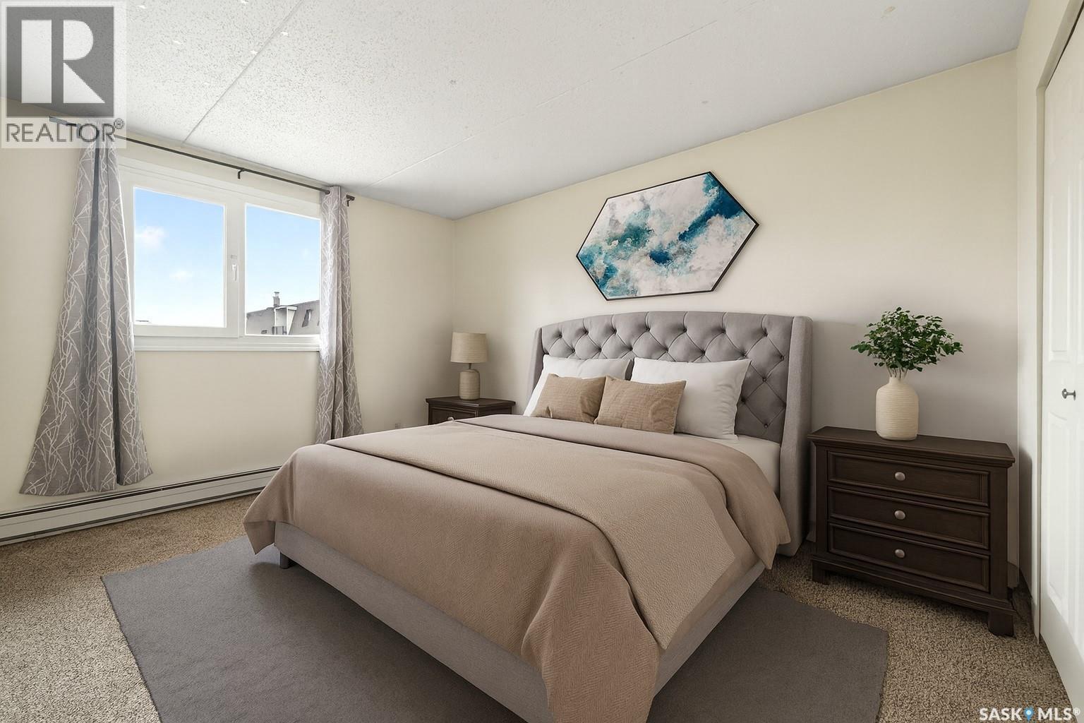 32 27 Centennial Street, Regina, SK - Indoor Photo Showing Bedroom