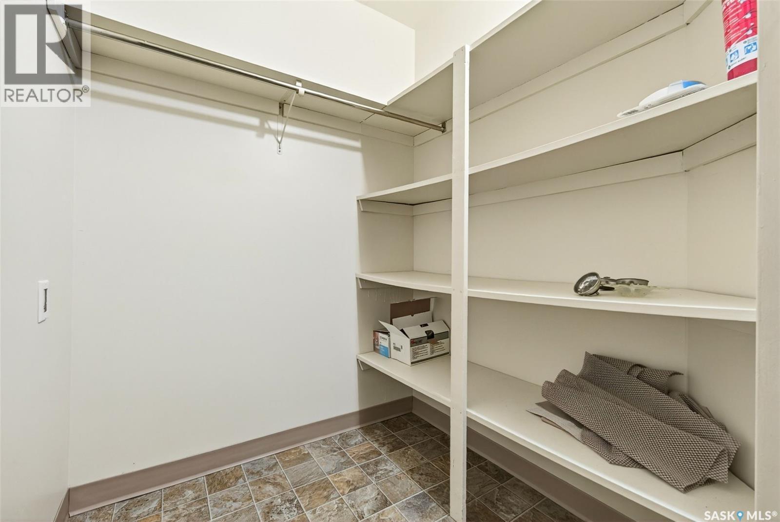 32 27 Centennial Street, Regina, SK - Indoor With Storage