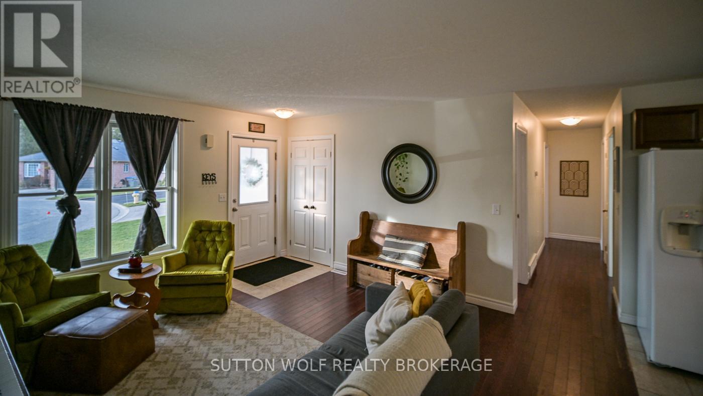 29 Pittao Place, Strathroy-Caradoc (Ne), ON - Indoor