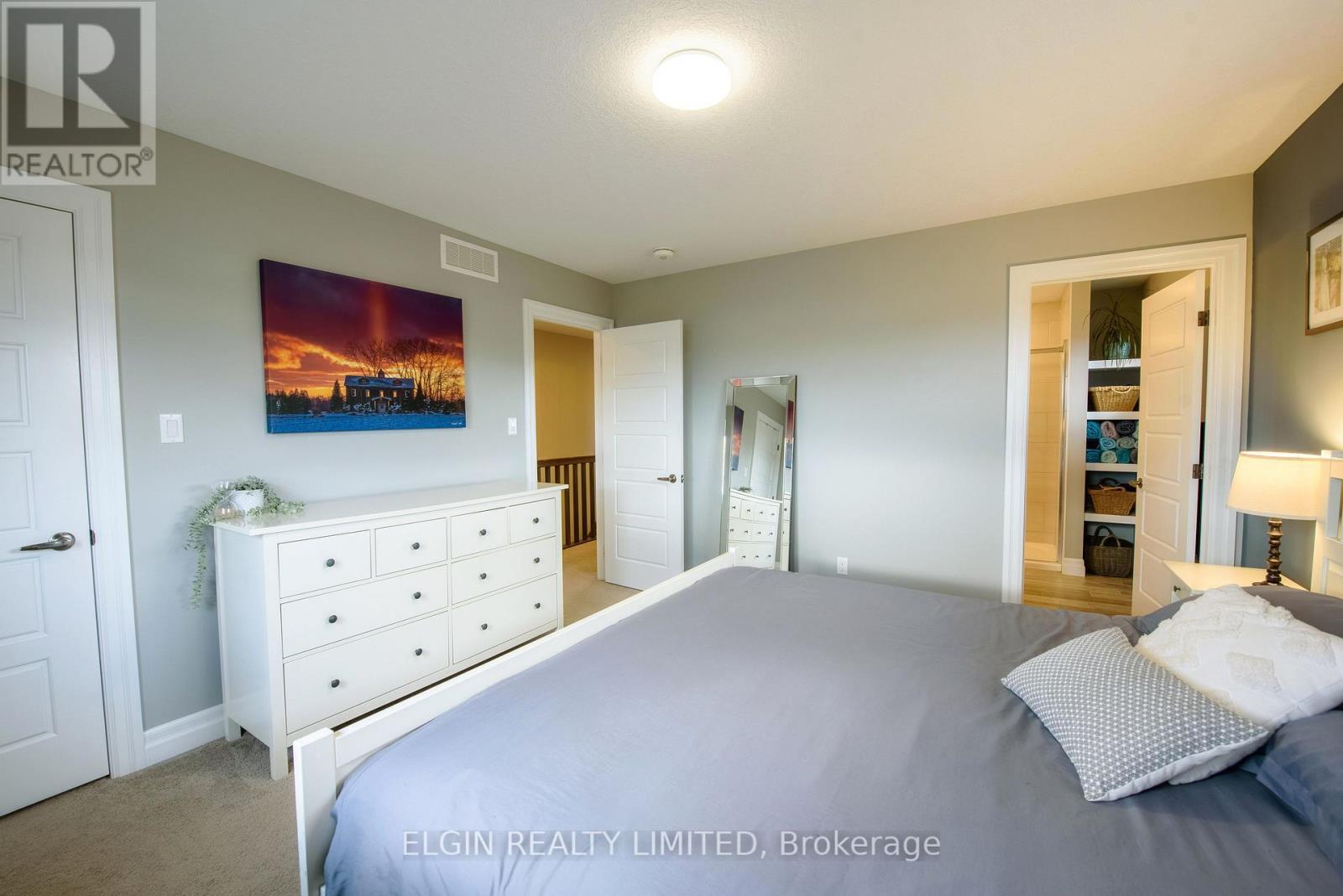 8 Auburn Drive, St. Thomas, ON - Indoor Photo Showing Bedroom