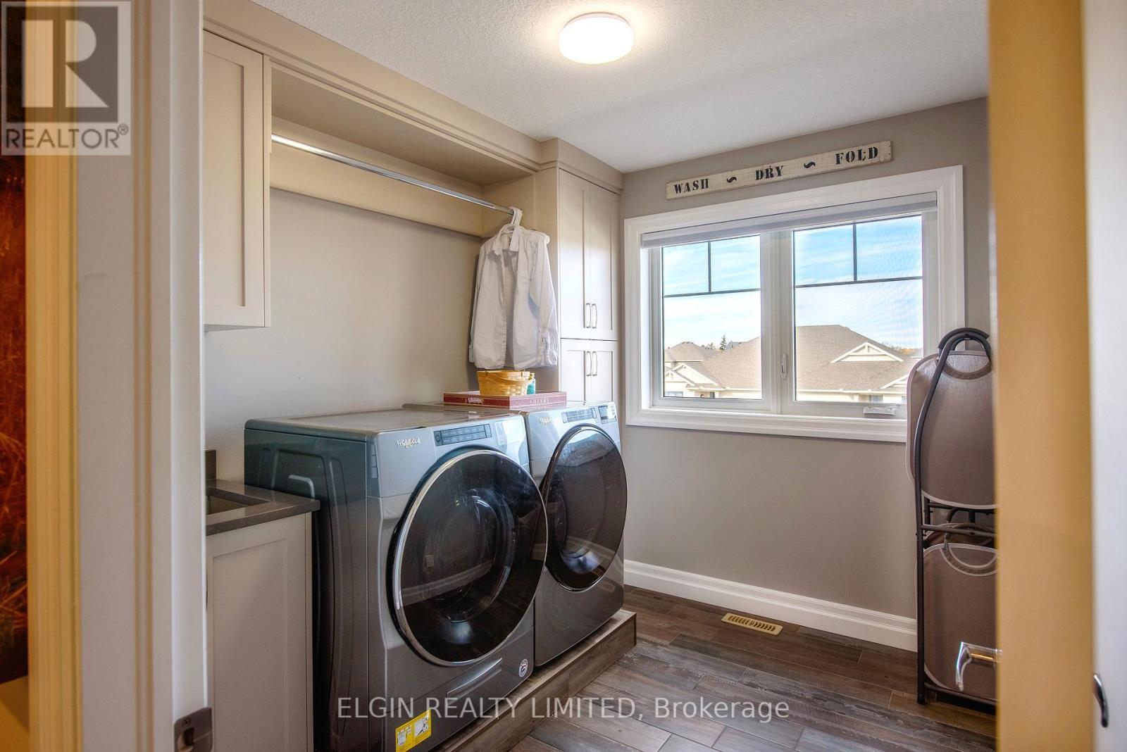 8 Auburn Drive, St. Thomas, ON - Indoor Photo Showing Laundry Room
