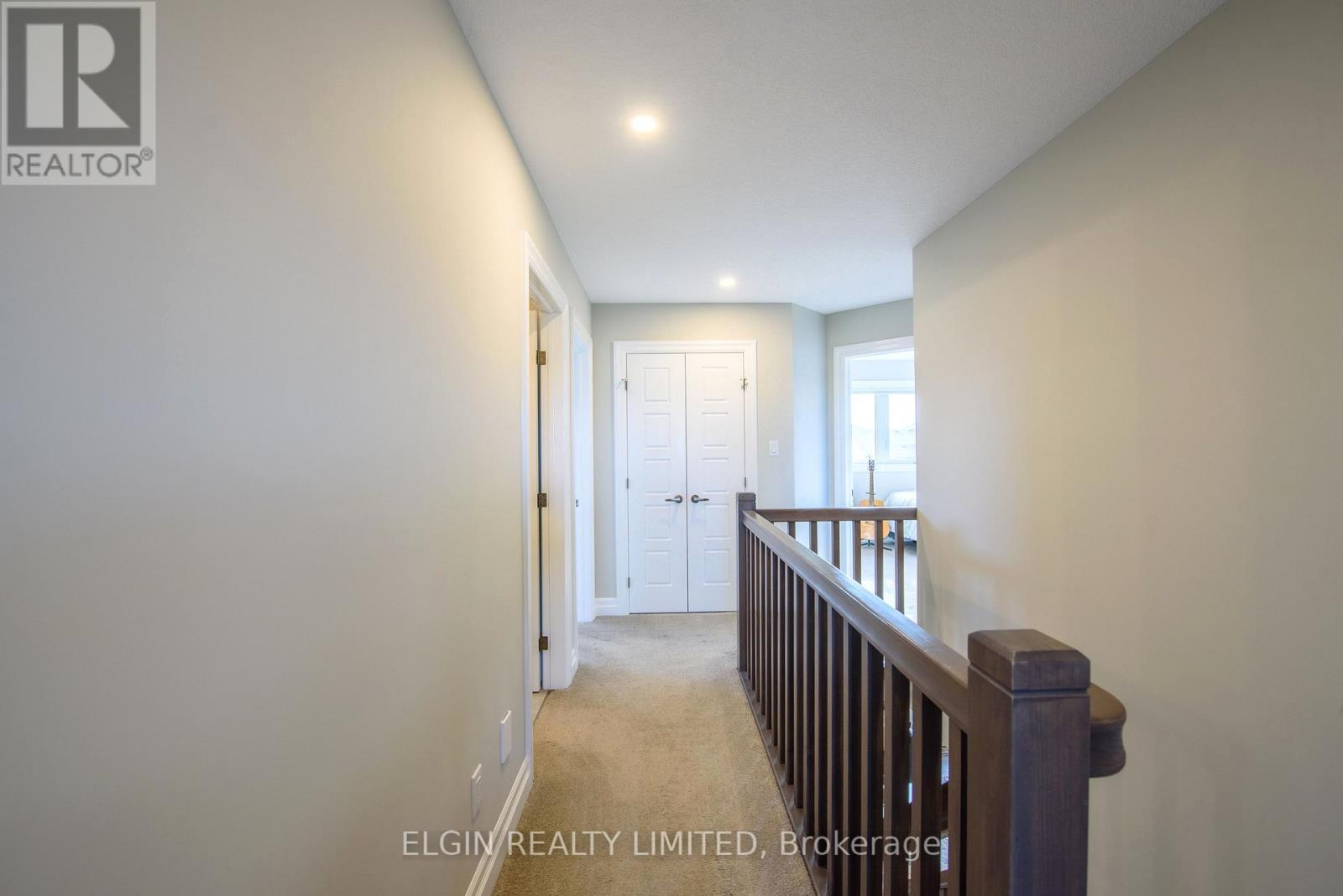 8 Auburn Drive, St. Thomas, ON - Indoor Photo Showing Other Room