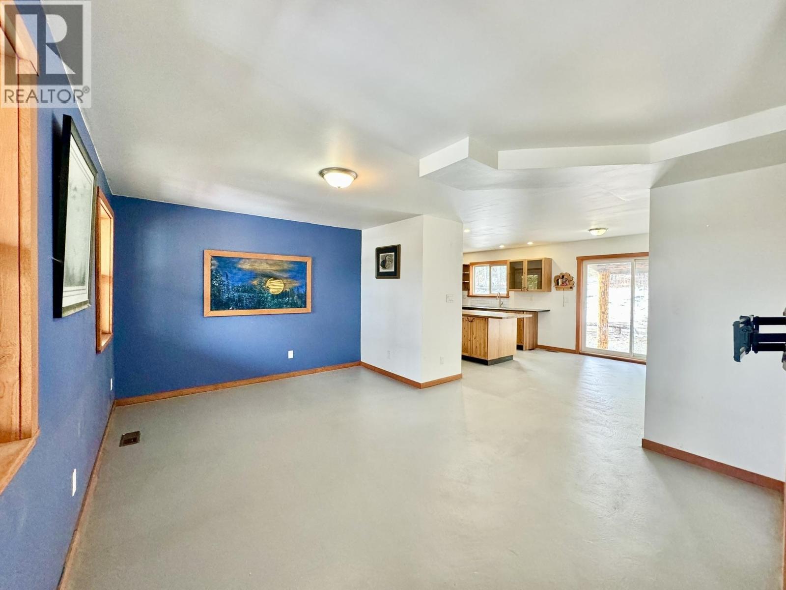 6352 Wolfe Road, Horse Lake, BC - Indoor Photo Showing Other Room