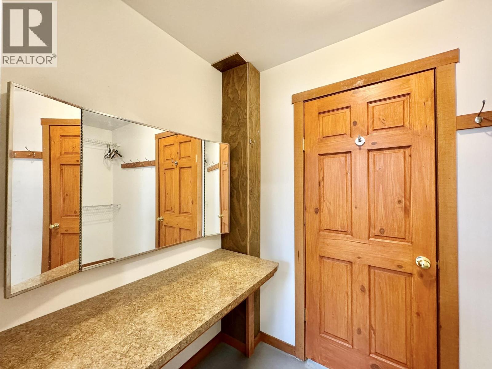 6352 Wolfe Road, Horse Lake, BC - Indoor Photo Showing Other Room