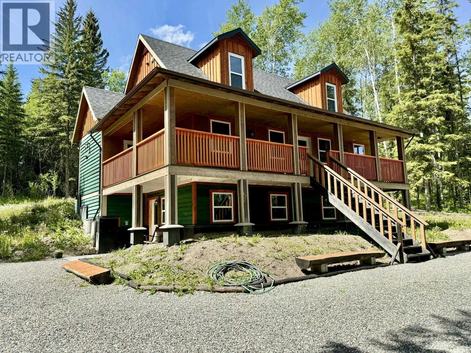 6352 Wolfe Road, Horse Lake, BC - Outdoor With Balcony