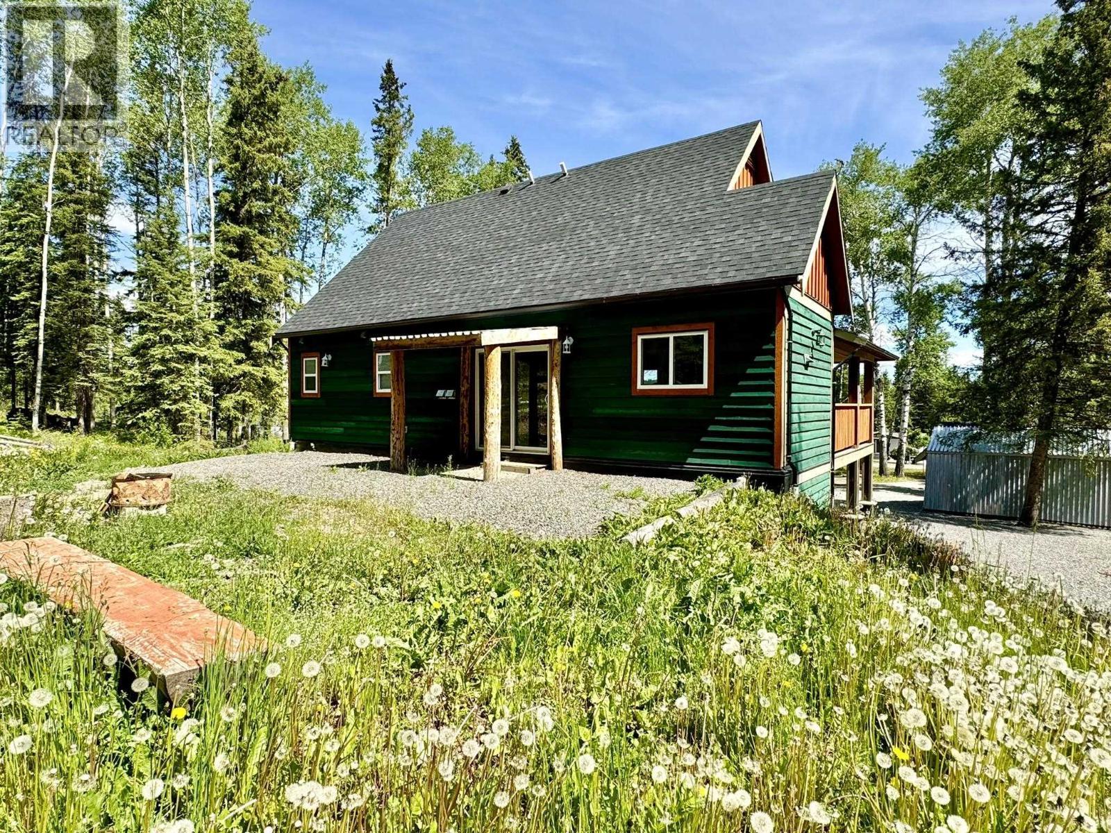 6352 Wolfe Road, Horse Lake, BC - Outdoor