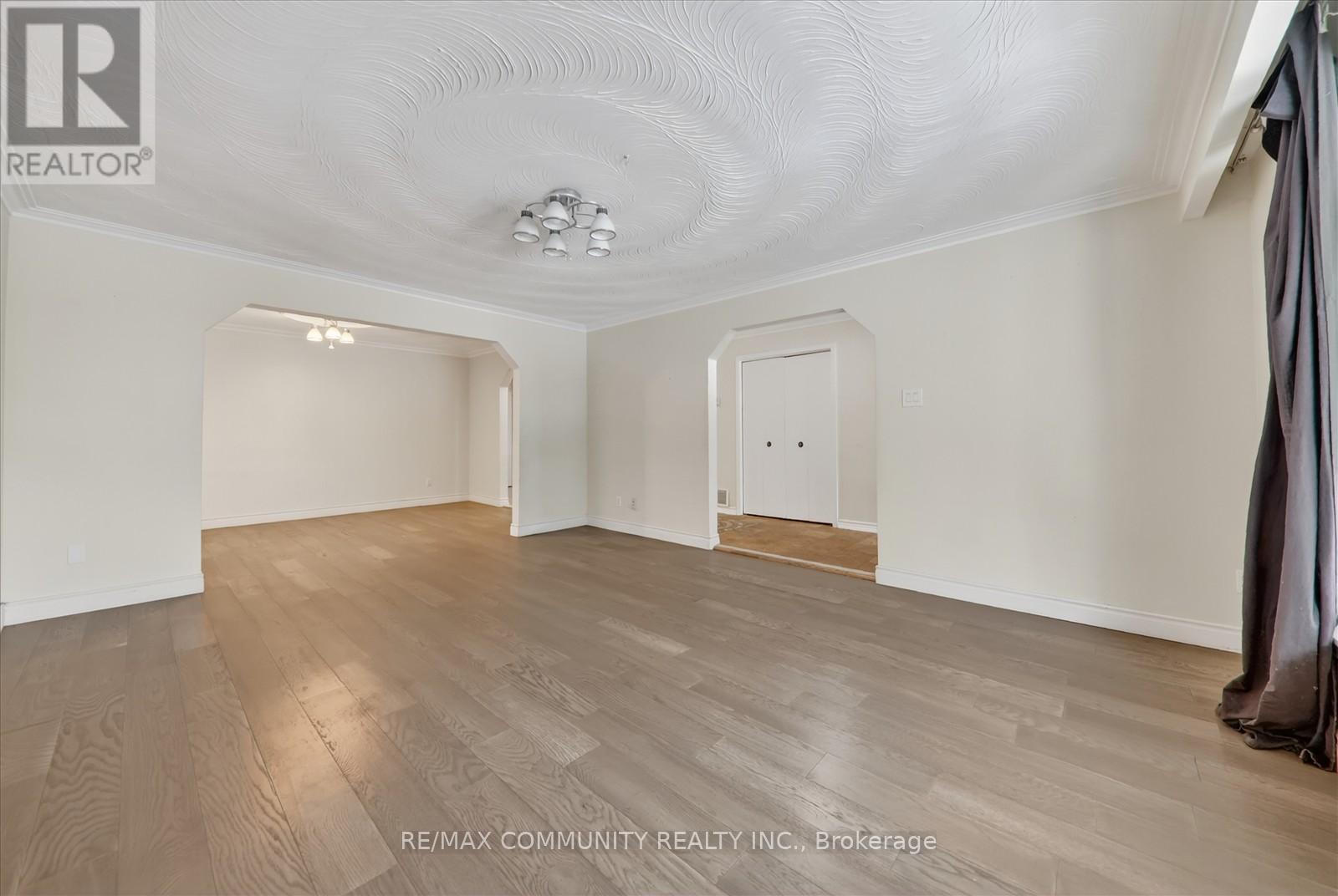 Main - 6104 Bloomington Road, Whitchurch-Stouffville, ON - Indoor Photo Showing Other Room