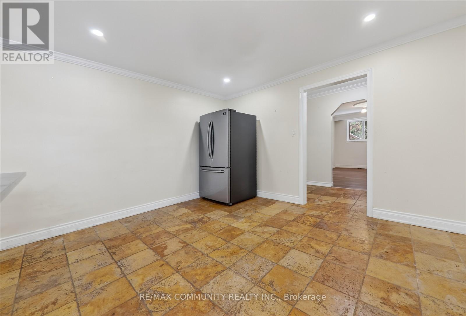 Main - 6104 Bloomington Road, Whitchurch-Stouffville, ON - Indoor Photo Showing Other Room