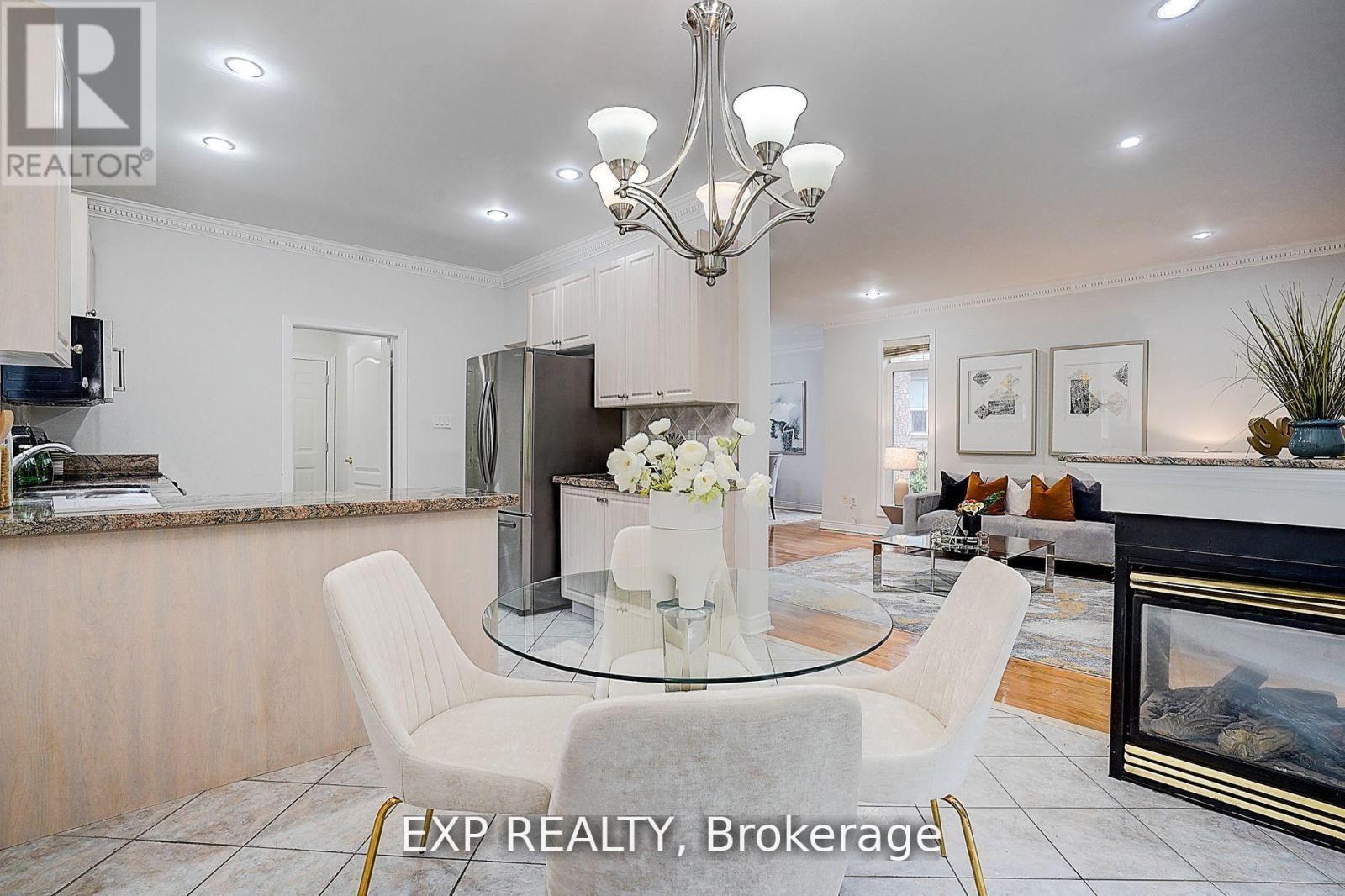 12 Tormina Court, Markham, ON - Indoor Photo Showing Dining Room