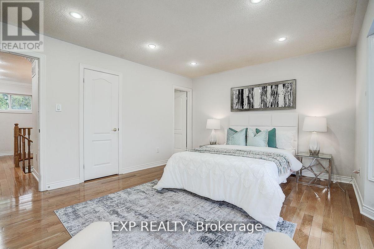 12 Tormina Court, Markham, ON - Indoor Photo Showing Bedroom