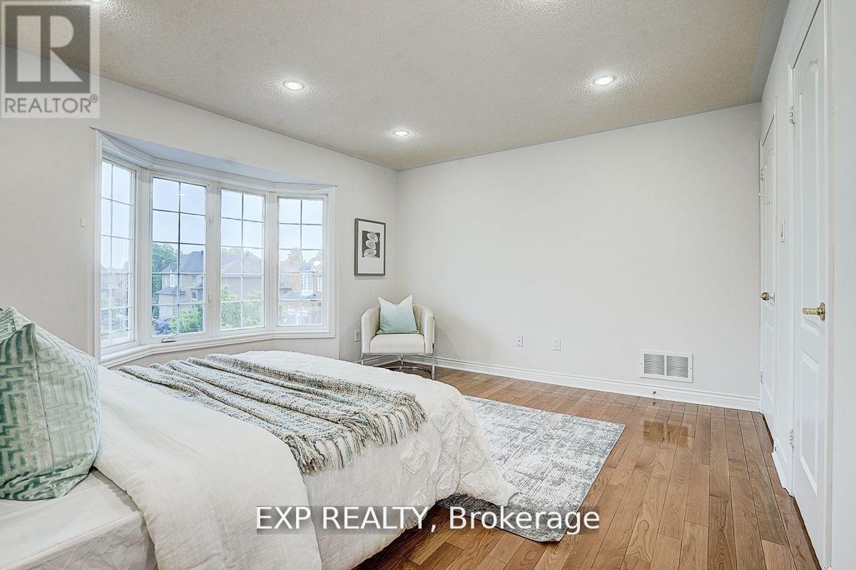 12 Tormina Court, Markham, ON - Indoor Photo Showing Bedroom