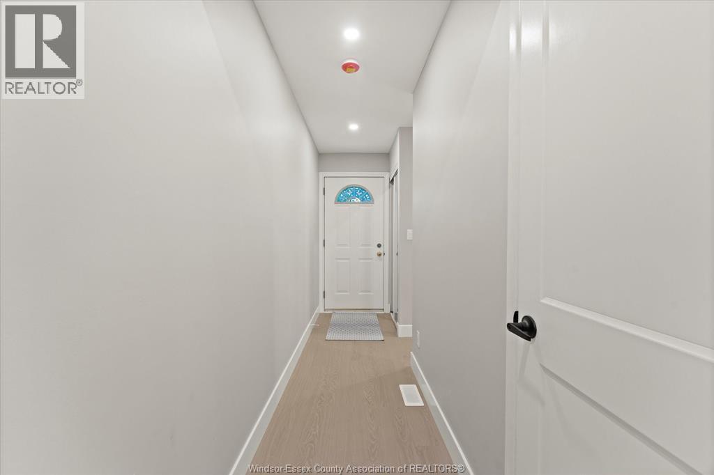 2960 Meadowbrook Lane Unit# 2, Windsor, ON - Indoor Photo Showing Other Room