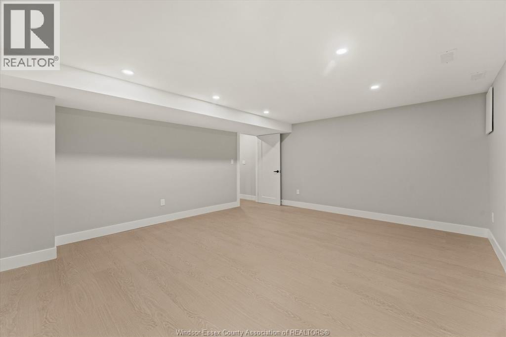 2960 Meadowbrook Lane Unit# 2, Windsor, ON - Indoor Photo Showing Other Room