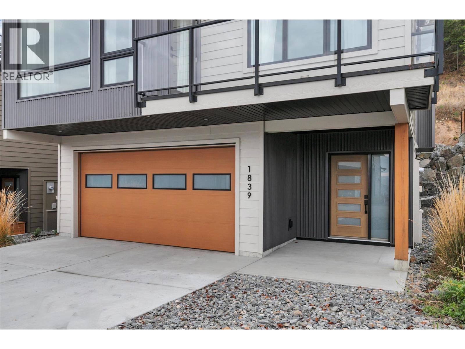1839 Grey Owl Court, Kelowna, BC - Outdoor With Exterior