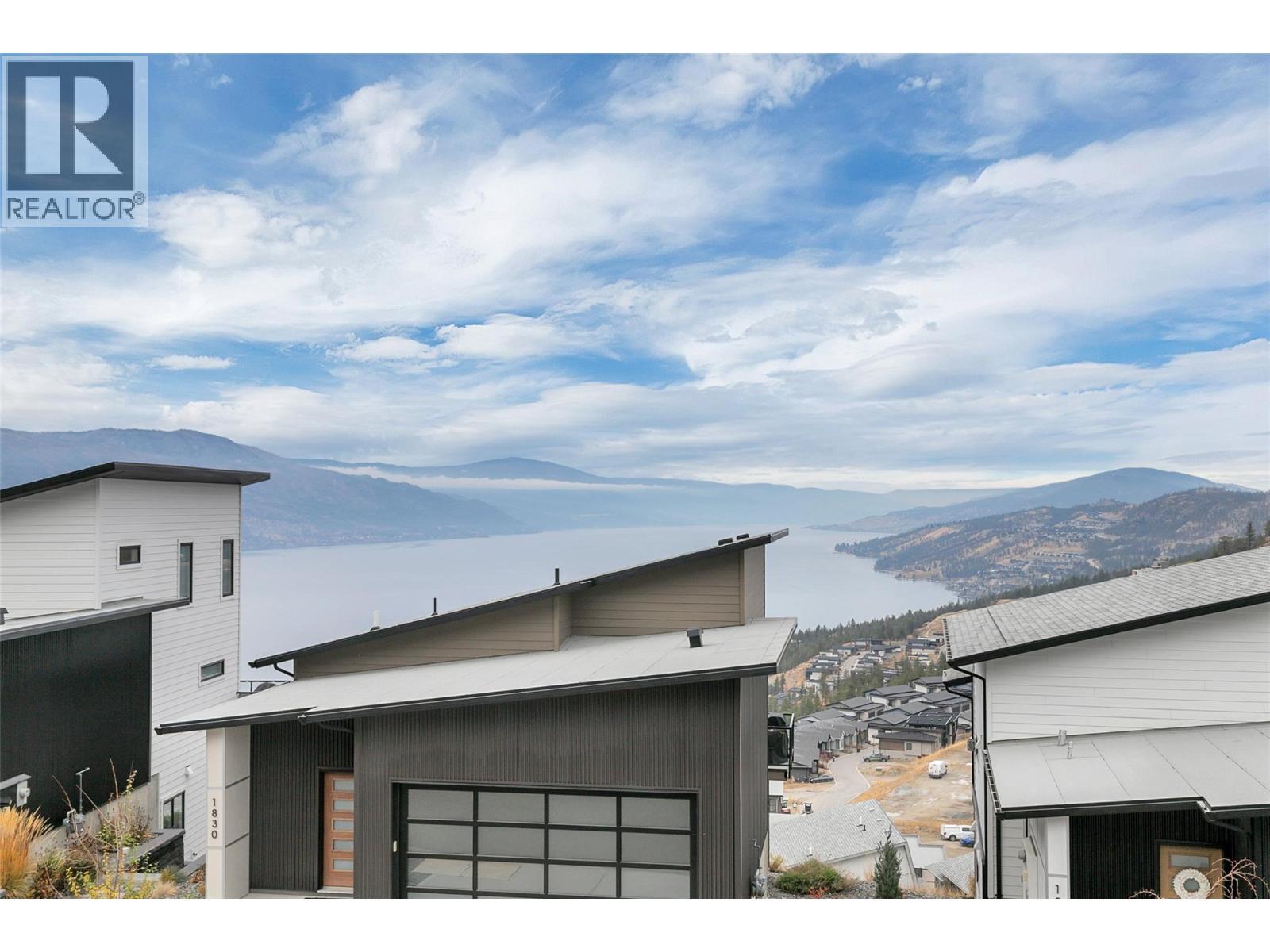 Views!!! - 1839 Grey Owl Court, Kelowna, BC - Outdoor With View