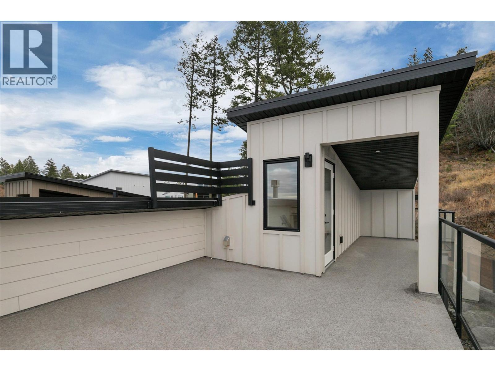 1839 Grey Owl Court, Kelowna, BC - Outdoor With Exterior