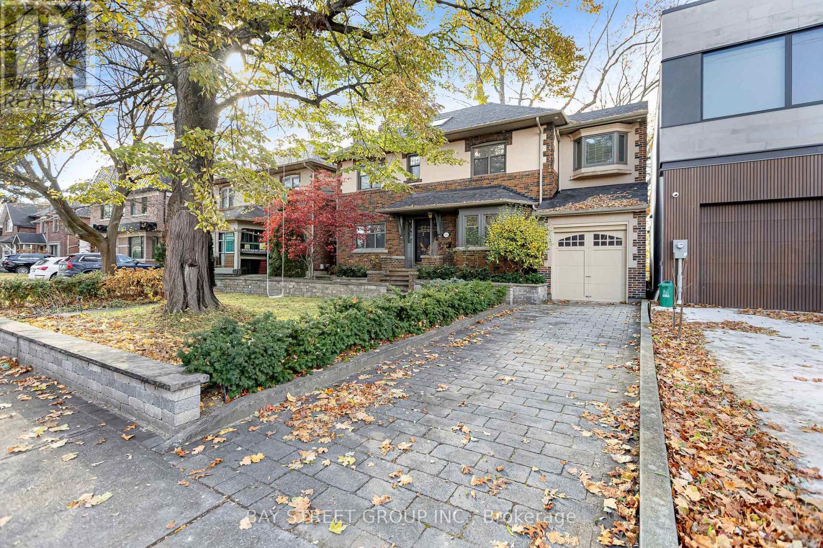 136 Humbercrest Boulevard, Toronto, ON - Outdoor