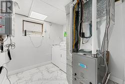 LAUNDRY LOWER LEVEL -