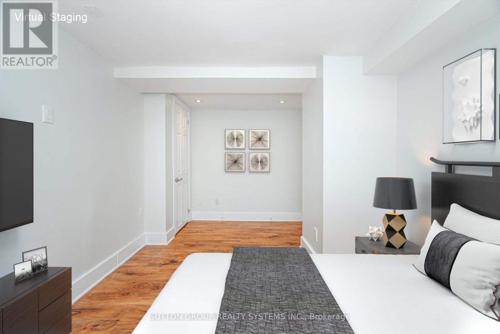 299 Park Avenue, Brantford, ON - Indoor