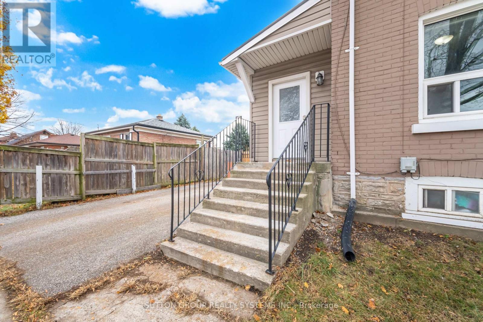 299 Park Avenue, Brantford, ON - Outdoor