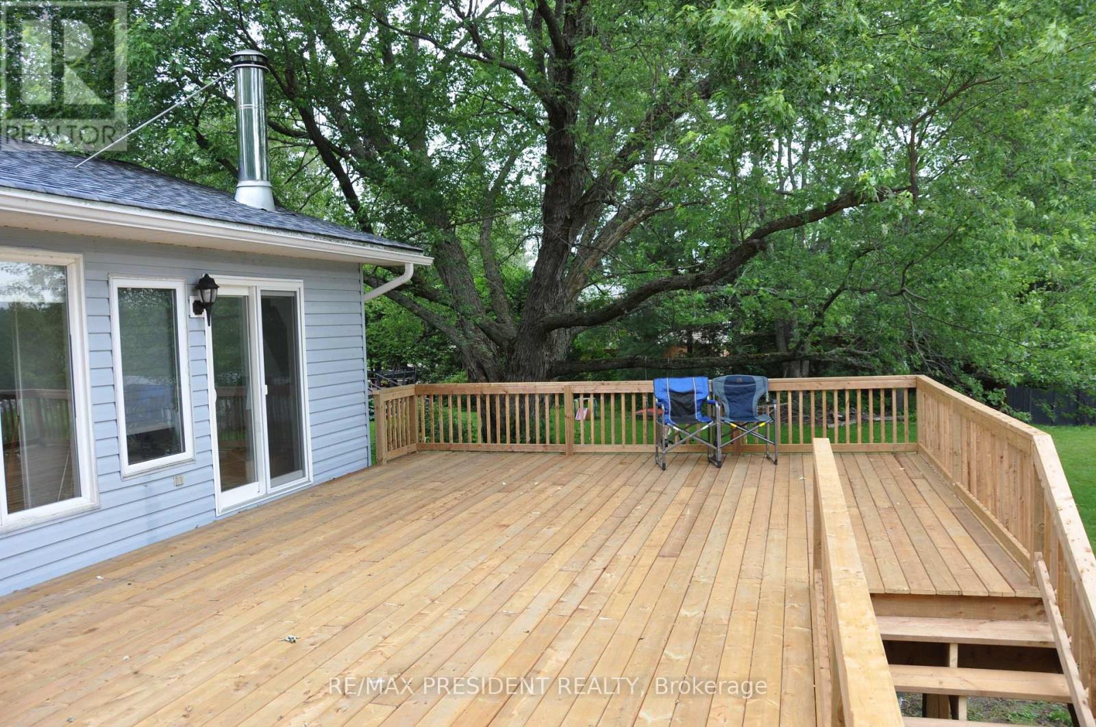 17 Cedar Bay Road, Kawartha Lakes, ON - Outdoor With Deck Patio Veranda With Exterior