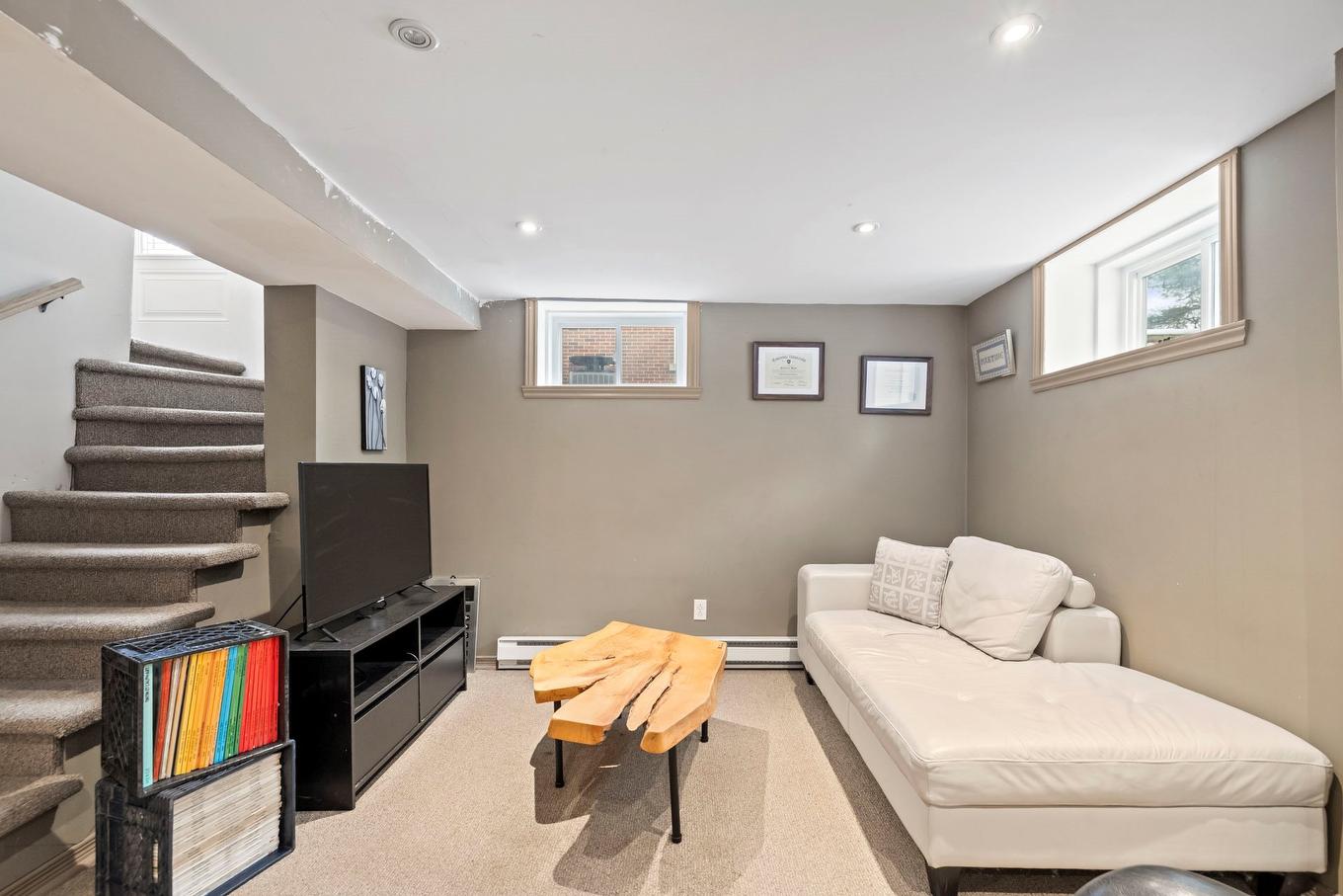 Sous-sol - 85 Av. Parkdale, Pointe-Claire, QC - Indoor