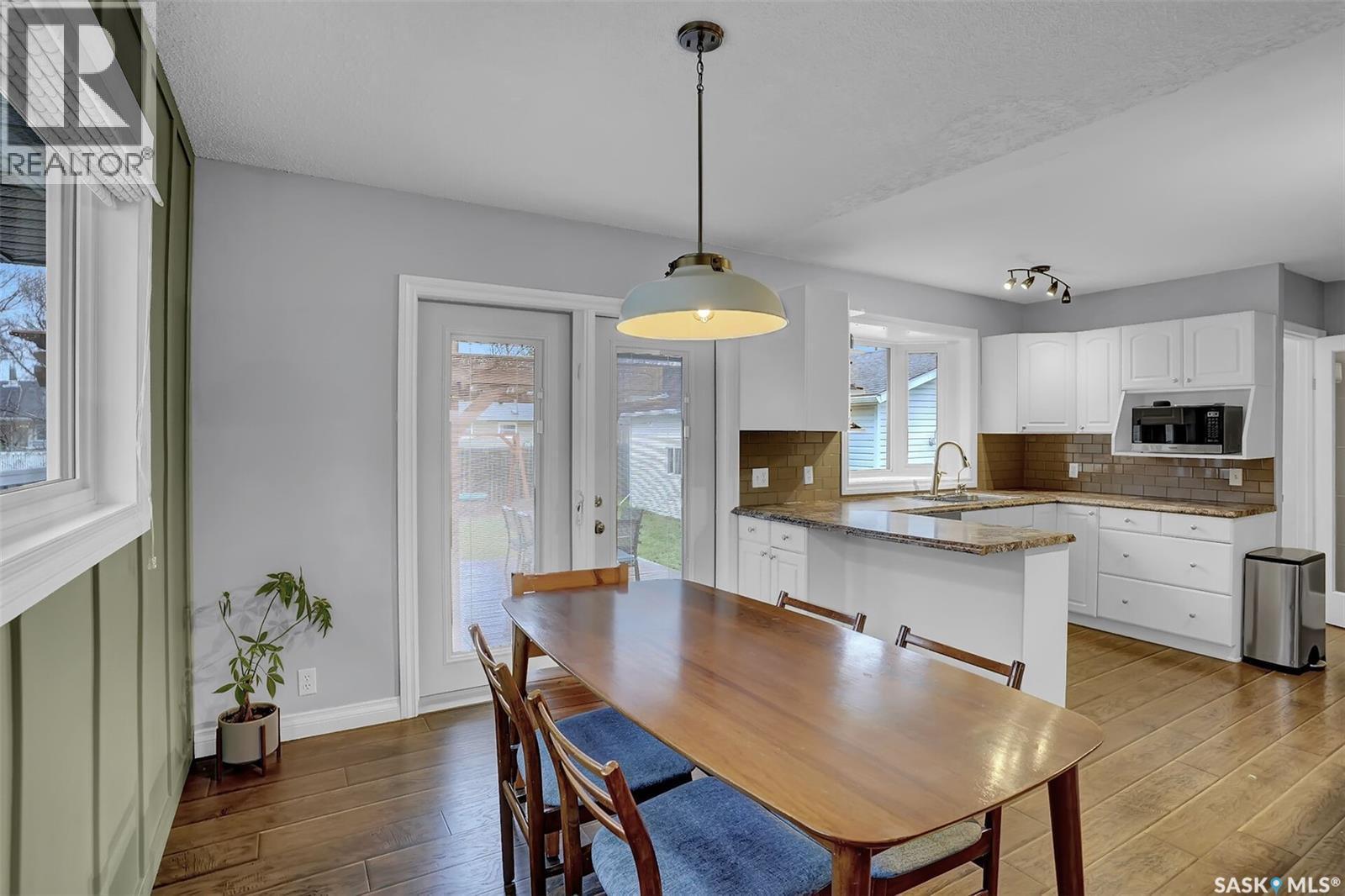 25 Haultain Crescent, Regina, SK - Indoor