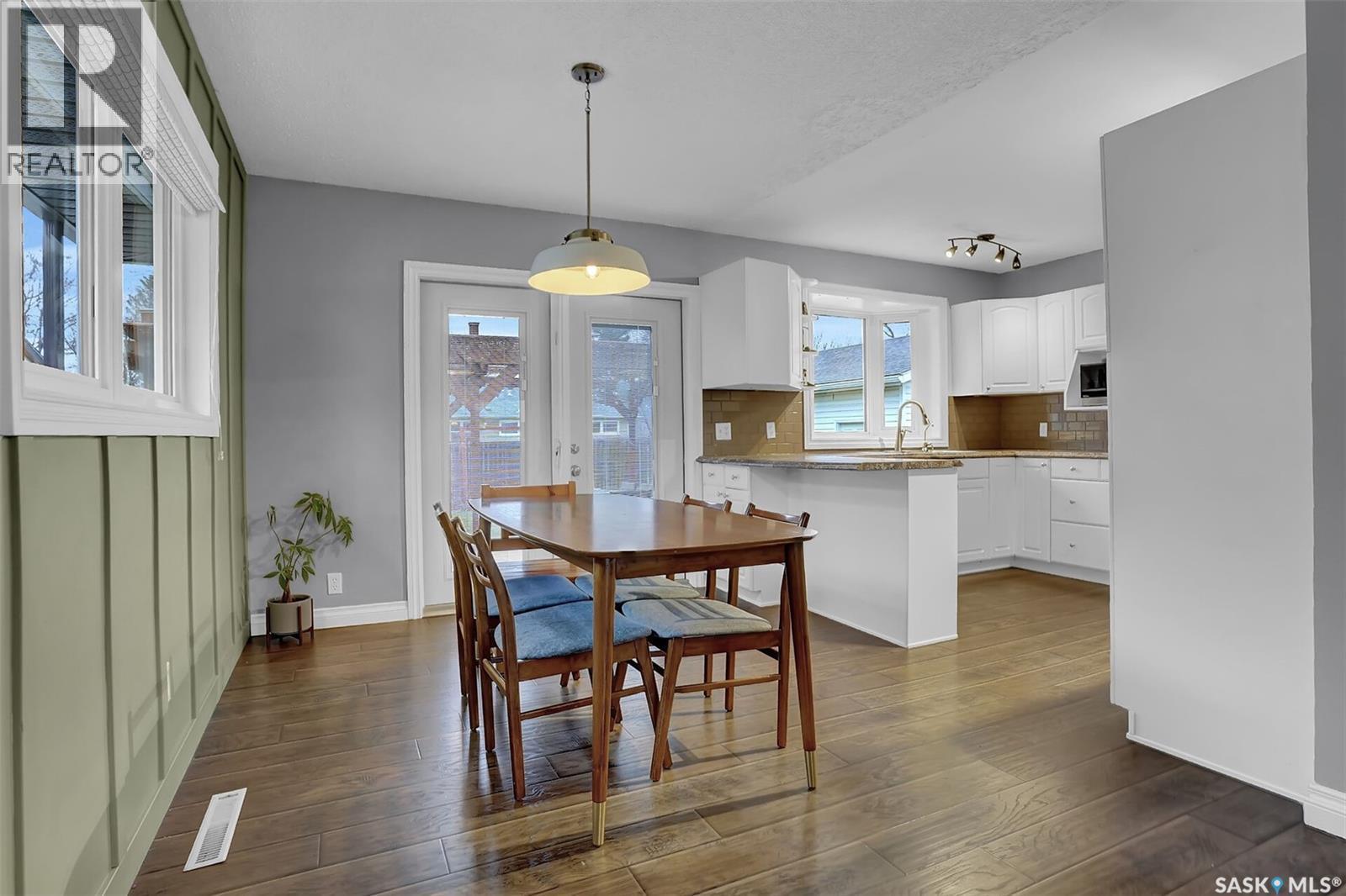 25 Haultain Crescent, Regina, SK - Indoor Photo Showing Dining Room