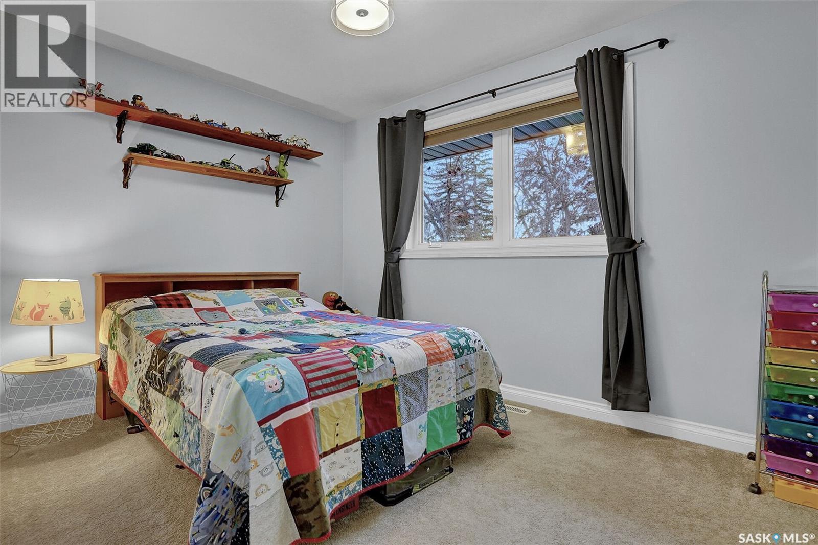 25 Haultain Crescent, Regina, SK - Indoor Photo Showing Bedroom