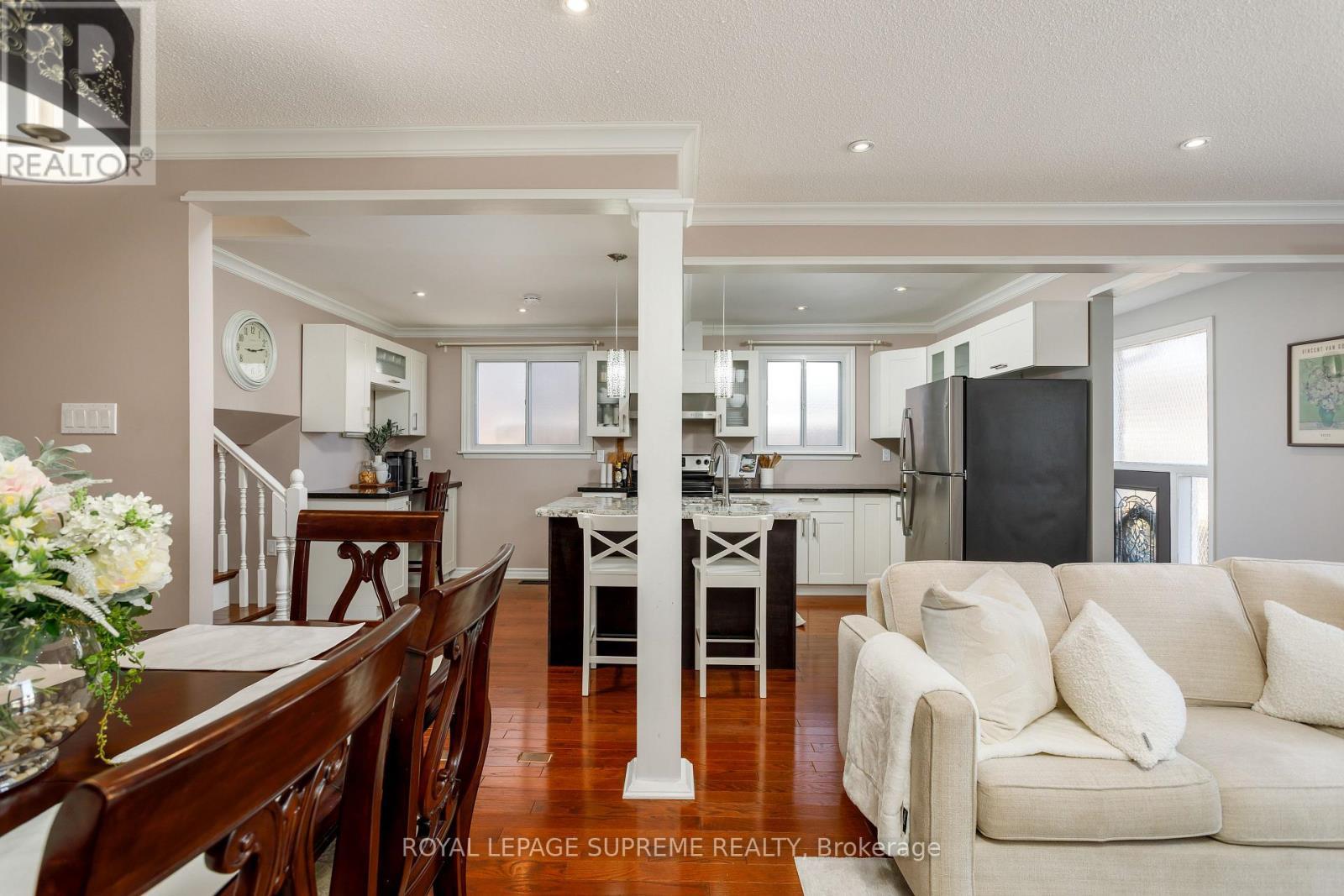 7158 Ridgeland Crescent, Mississauga, ON - Indoor