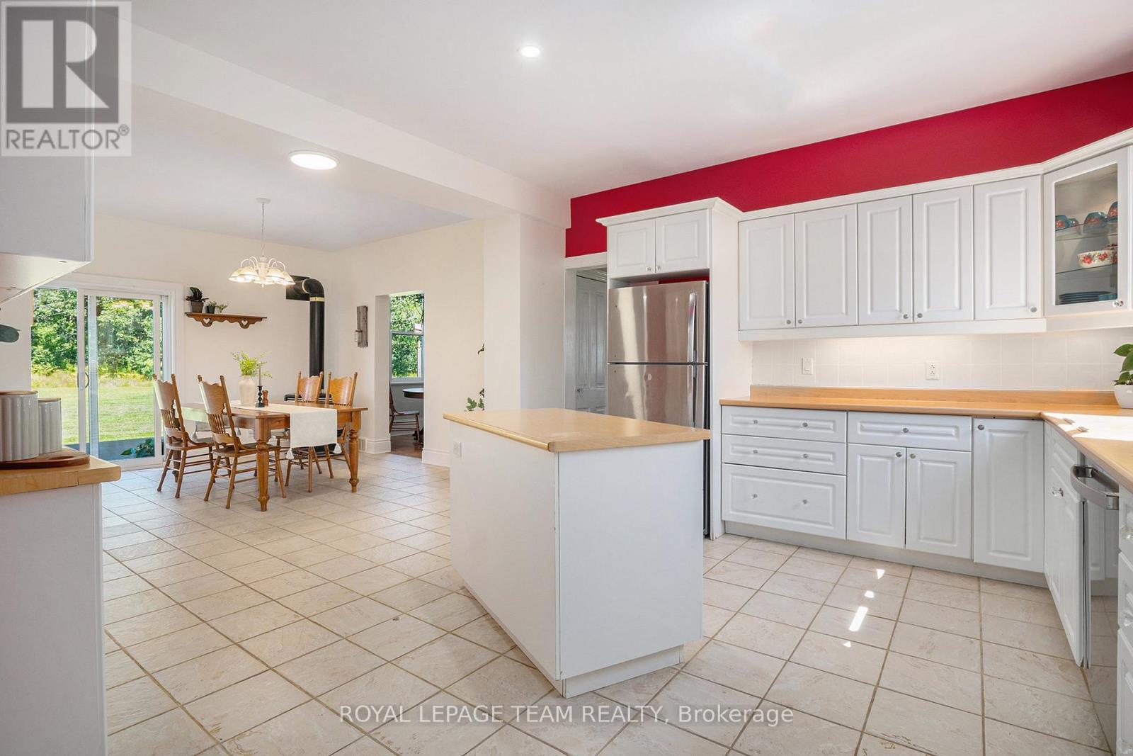 20468 7, Tay Valley, ON