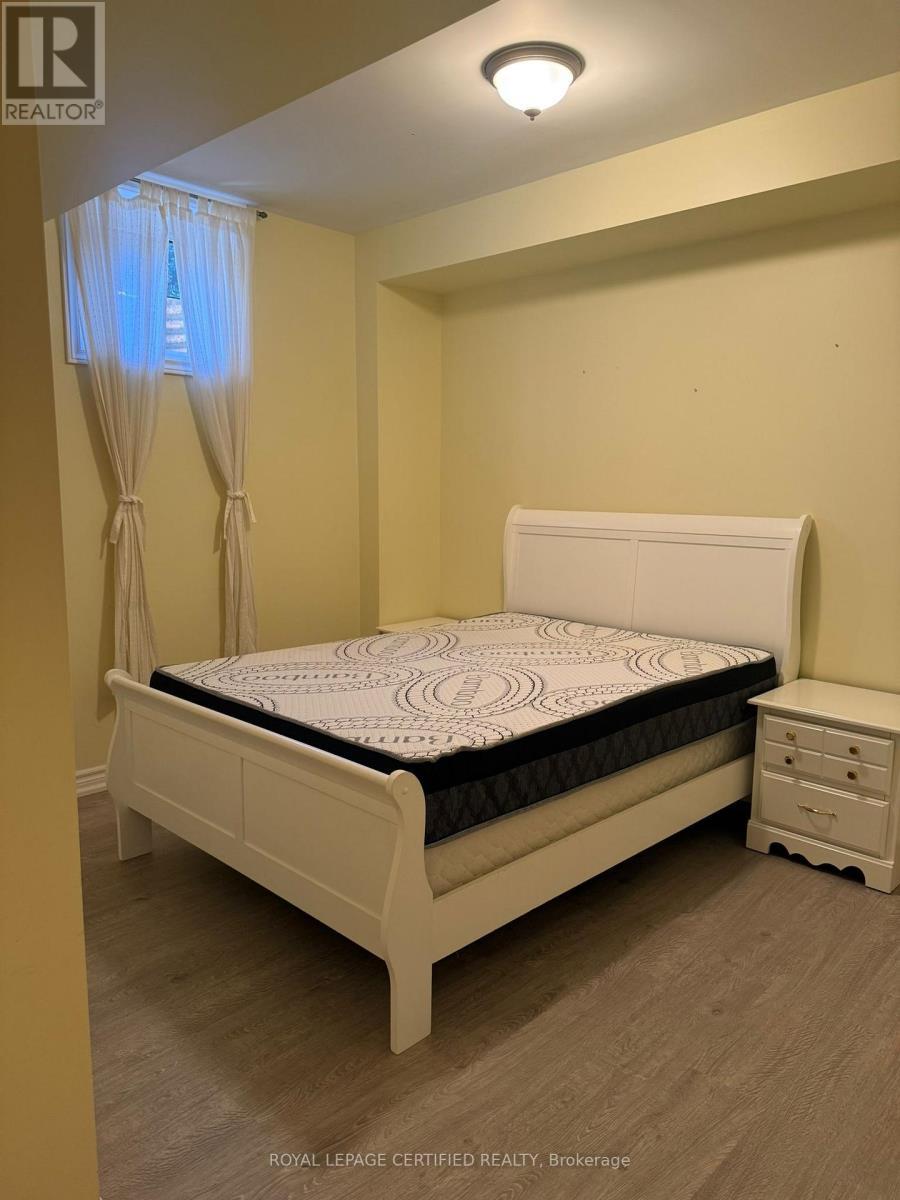 Lower Level - 11 Cantex Court E, Richmond Hill, ON