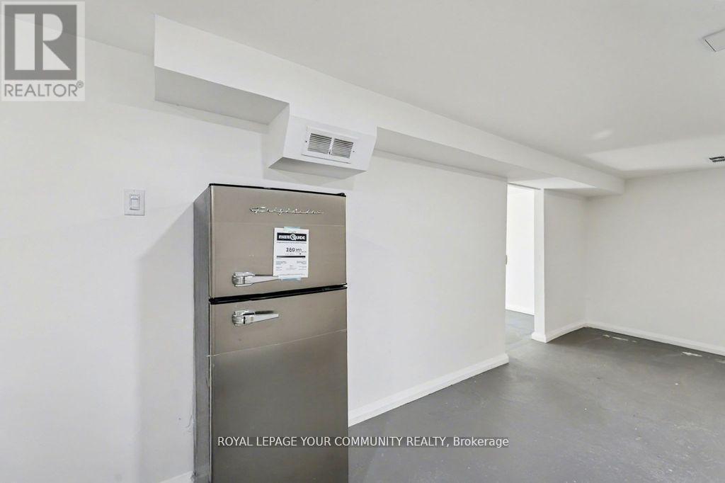 967 Merivale Road, Ottawa, ON