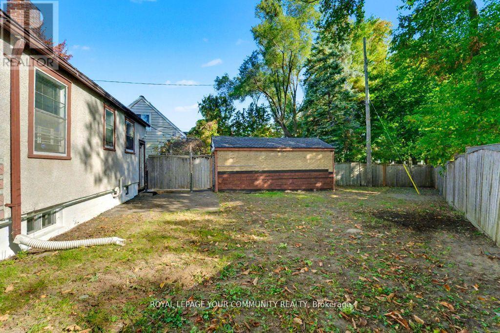 967 Merivale Road, Ottawa, ON