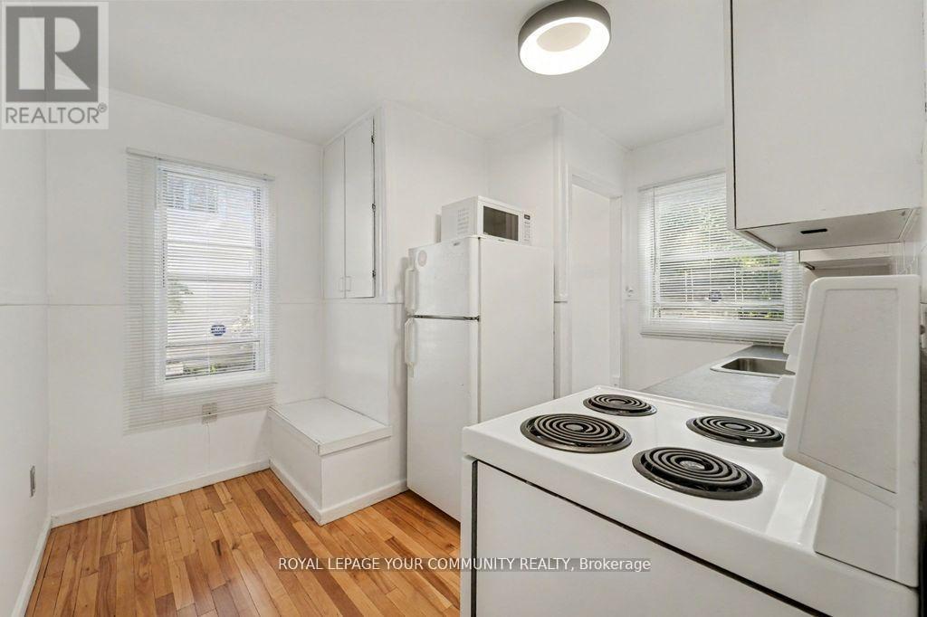 967 Merivale Road, Ottawa, ON