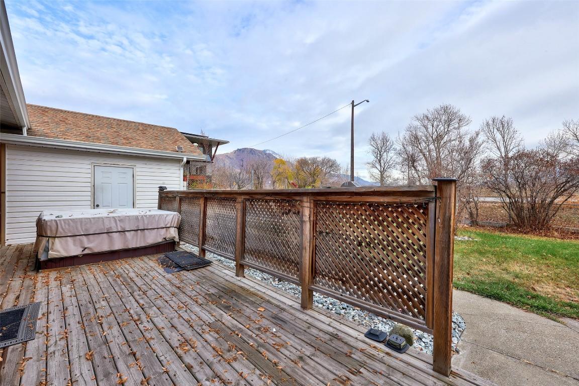 283 Beach Avenue, Kamloops, BC - Outdoor With Exterior