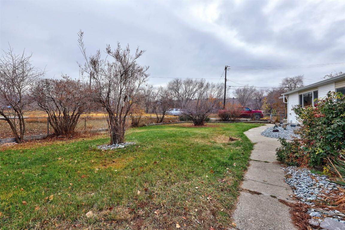 283 Beach Avenue, Kamloops, BC - Outdoor