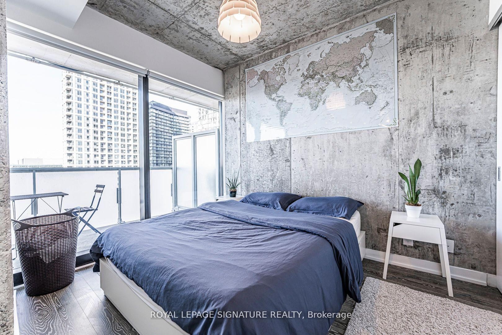 2105-11 Charlotte Street, Toronto, ON - Indoor Photo Showing Bedroom