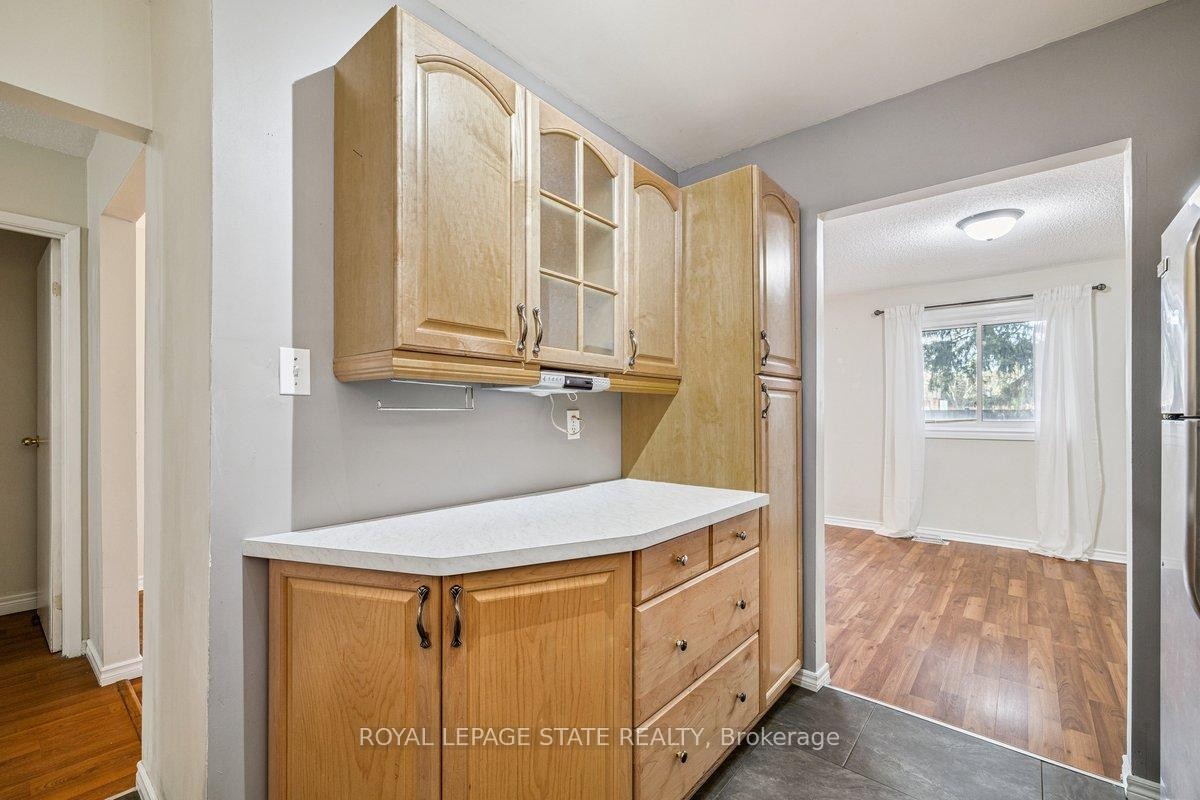 17-1455 Garth Street, Hamilton, ON - Indoor Photo Showing Other Room