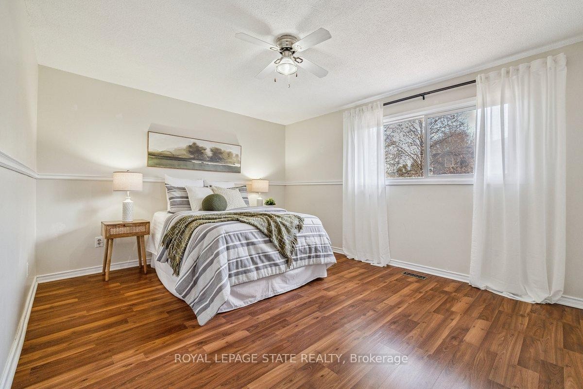17-1455 Garth Street, Hamilton, ON - Indoor Photo Showing Bedroom