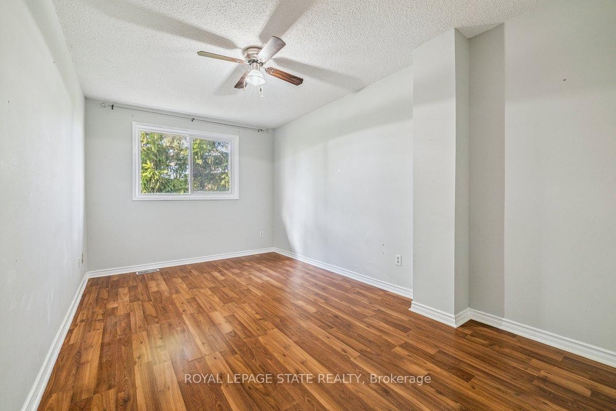 17-1455 Garth Street, Hamilton, ON - Indoor Photo Showing Other Room