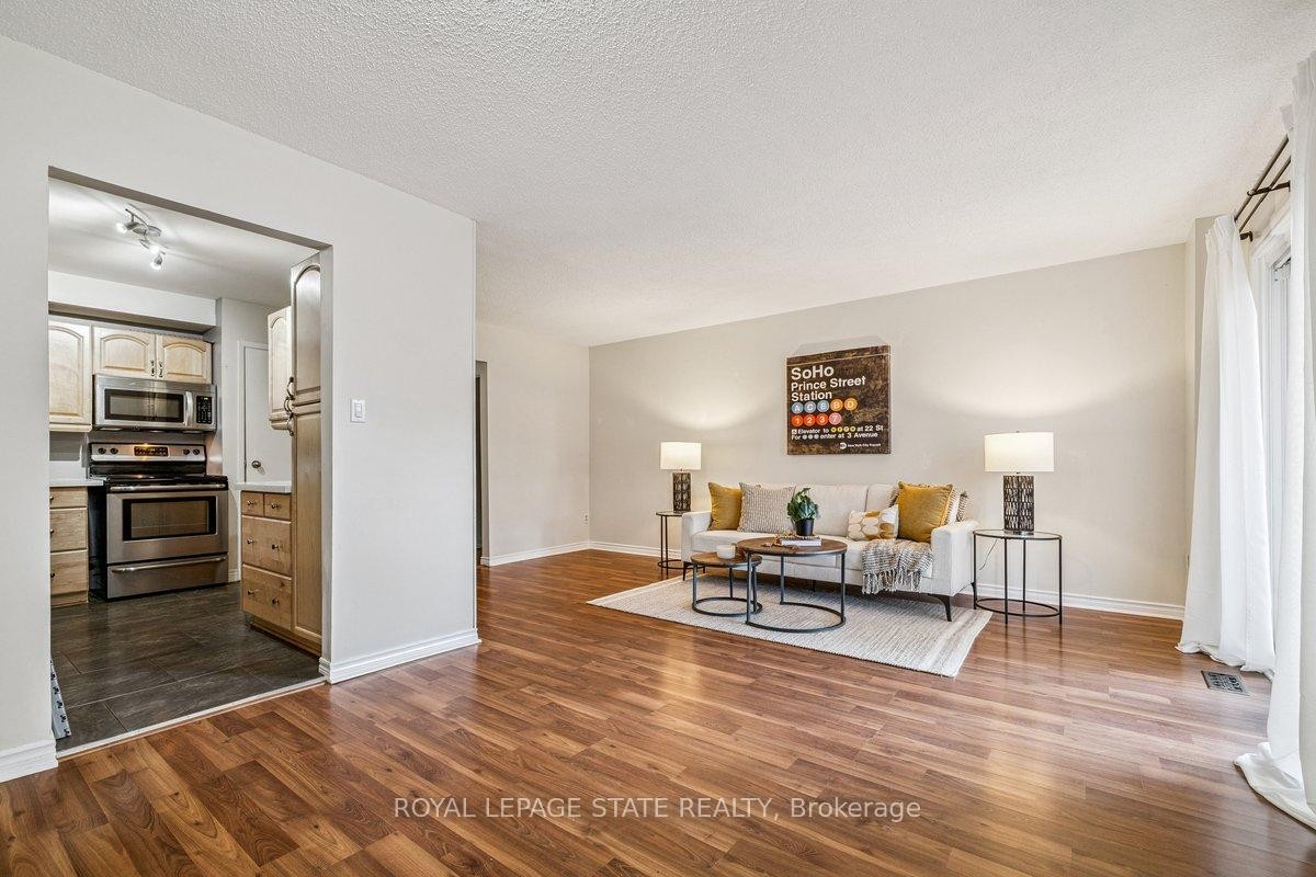 17-1455 Garth Street, Hamilton, ON - Indoor Photo Showing Other Room