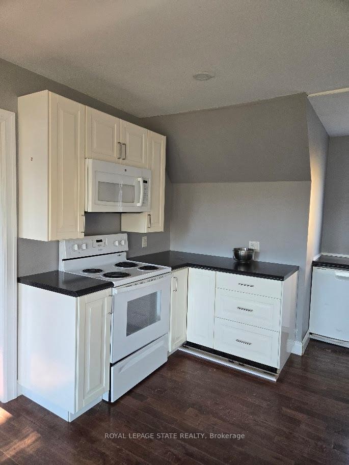 4143 Cedar Springs Road, Burlington, ON - Indoor Photo Showing Kitchen
