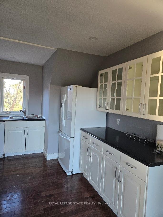 4143 Cedar Springs Road, Burlington, ON - Indoor Photo Showing Kitchen