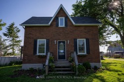 2606 Crossland Road Springwater, ON L0L 1P0