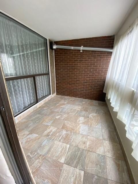 604-50 Elm Drive E, Mississauga, ON - Indoor Photo Showing Other Room