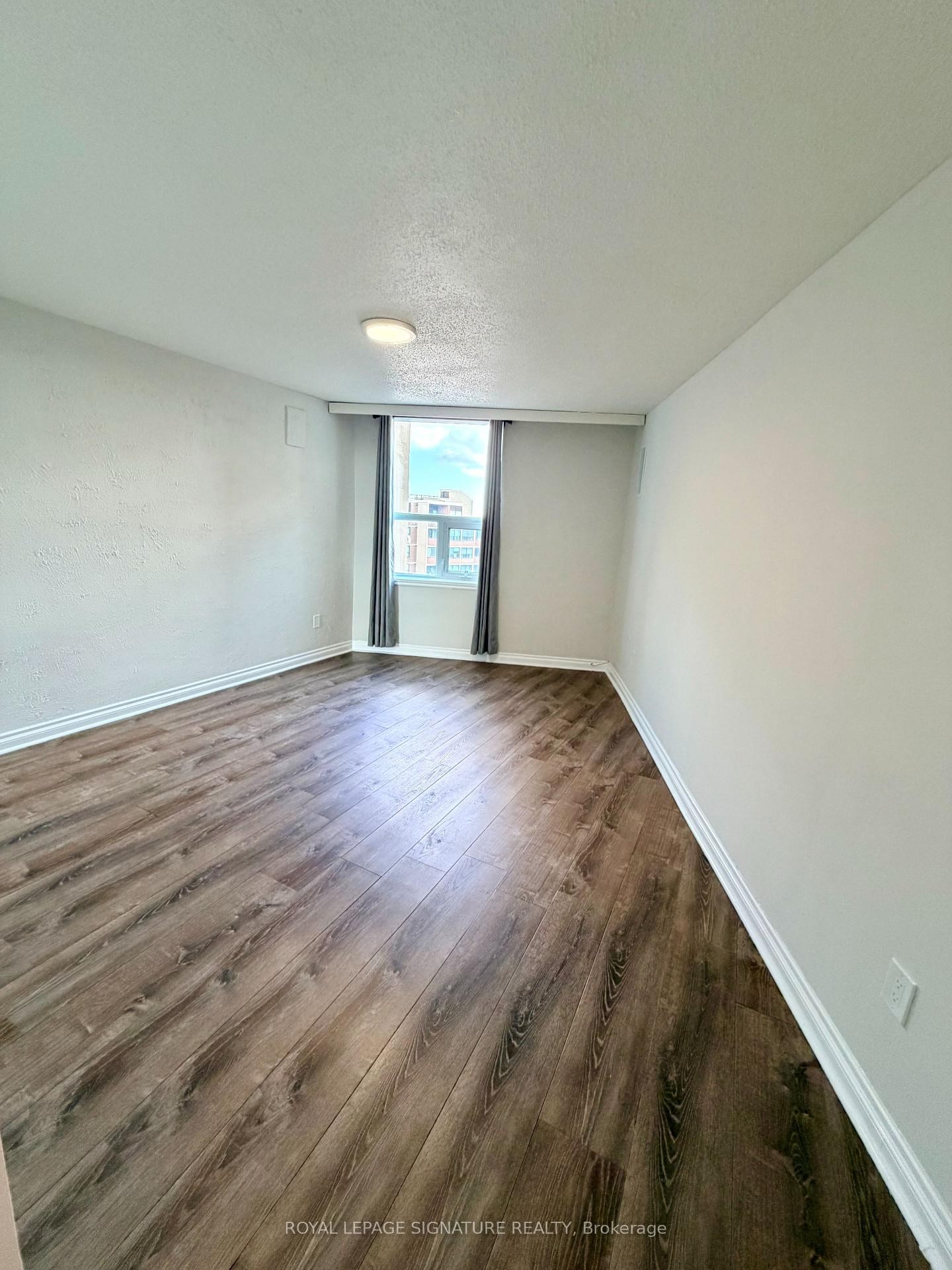 2003-714 The West Mall N/A, Toronto, ON - Indoor Photo Showing Other Room