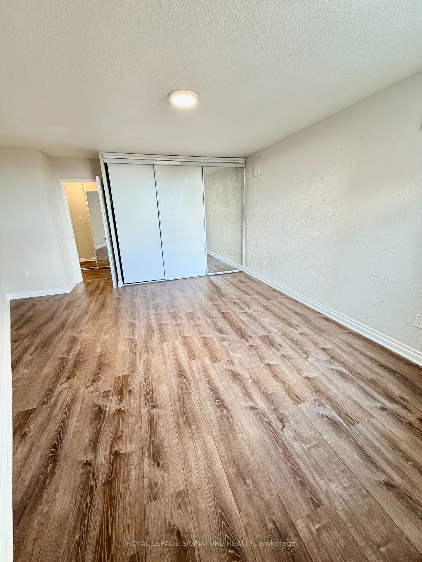 2003-714 The West Mall N/A, Toronto, ON - Indoor Photo Showing Other Room